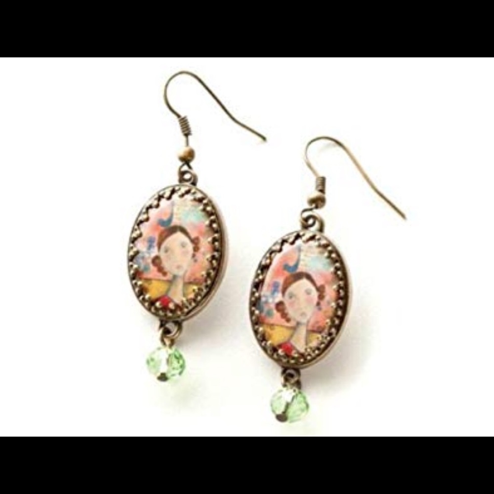 Kelly Rae Earrings - Picture 3 of 3